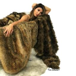 Plush Faux Fur Throw Blanket, Soft Brown Wolf Lynx Shag, Usa