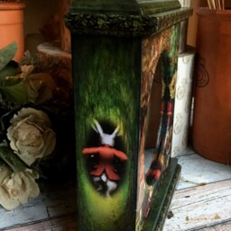 Alice in Wonderland Clock. Cheshire Cat Gifts. Girlfriend Gift. Down The Rabbit Hole Unique Unique - thumbnail 3