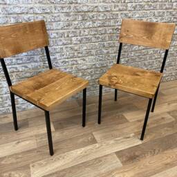 Round Dining Table With Industrial Steel Legs - thumbnail 4