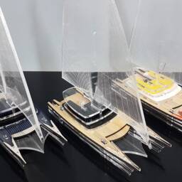 Sailing Boat Model Catamaran - thumbnail 3