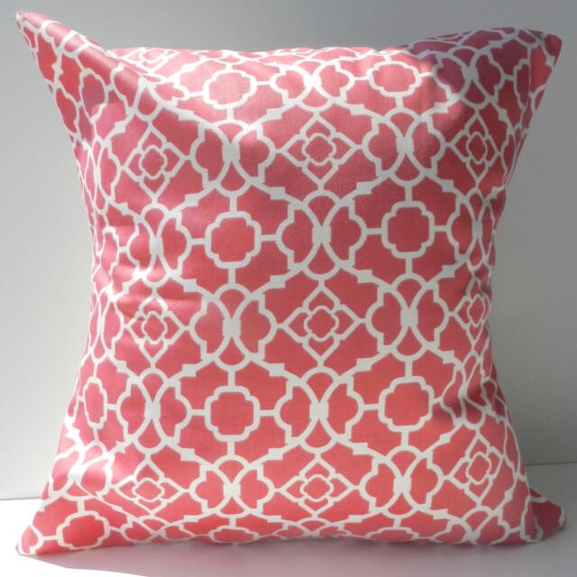 New 18x18 Inch Designer Handmade Pillow Case in Pink & White Lattice Pattern - image 1