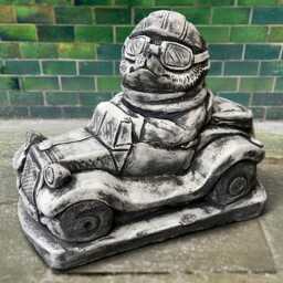 Hedgehog in Car Statue Stone Hedgehog Garden Decor Concrete Driving Sculpture Garden Animal Ornament Cement Figurine - thumbnail 1