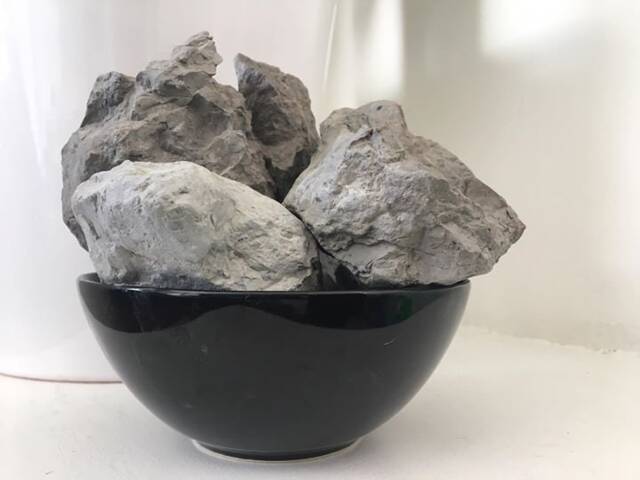 Grey Ball Clay