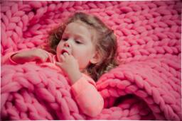 Handmade Chunky Knit Merino Wool Blanket Dark Pink Gift Throw