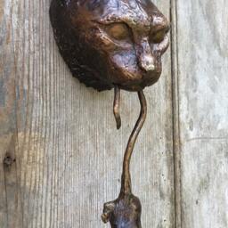 Cat Door Knocker Bronze Sculpture - thumbnail 2
