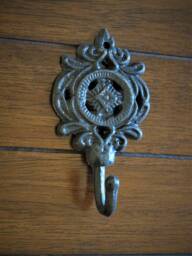 Shabby Chic Wall Hook/Cast Iron Oil Rubbed Bronze Or Pick Color Cottage Decor Towel Key Jewelry Holder