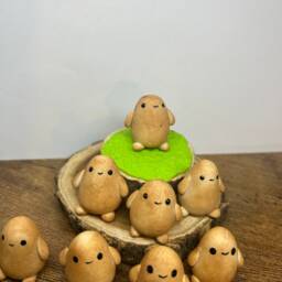 Miniature Pet Potato, Desk Buddy 1 Inch Tall - thumbnail 3