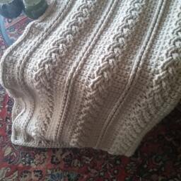 Chunky Braided Cabled Blanket - thumbnail 3