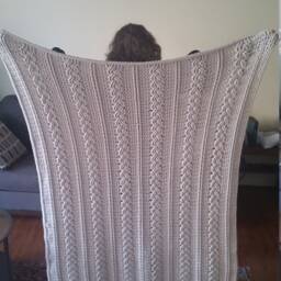 Chunky Braided Cabled Blanket - thumbnail 2