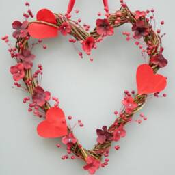 Valentine Day Wreath Gift Front Door Mothers Heart Shape Wicker Handmade Natural Red - thumbnail 3