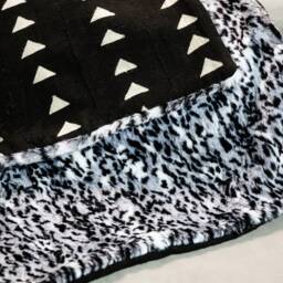 Handmade African Mudcloth Baby Blanket Faux Fur, Black & White - thumbnail 3