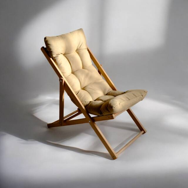 Elegant Wooden Garden Chair - Stylish Pool Lounger, Comfortable Patio Sun Lounger & Deck Chair, Balcony Foldable With Cushion - image 1