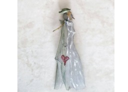 Couple in Love Metal Mesh Sculpture