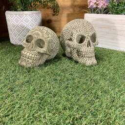 Stone Garden Pair Of Pin Ball/Pattern Skulls Gothic Human Head Ornament Statue - thumbnail 2