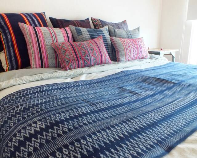 Blankets & Throws Blue Batik Hmong Vintage Style Handprinted Fabric Table Runner Bed Wedding Runners Cover Ethnic Textiles - image 1
