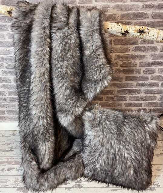 European Wolf Faux Fur Throw Blanket Brown Faux-Suede Lining - image 1