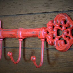 Cast Iron Skeleton Key Holder, Apple Red Distressed Wall Hook - thumbnail 3