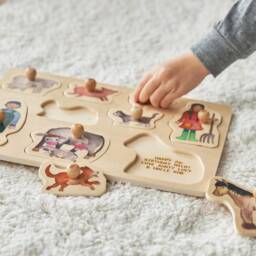 Wooden Farm Personalised Children's Puzzle - Birthday Gift For Kids - thumbnail 2