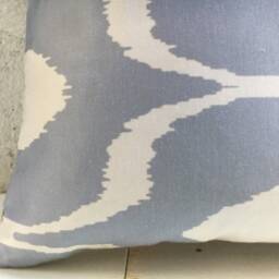 Silk Ikat Pillow Cover, Handwoven Decorative Cushion - 16x16 - thumbnail 3