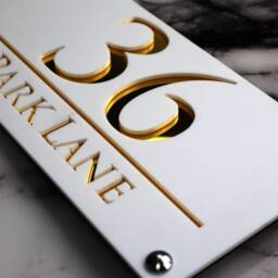 House Wall Plaques UK - Luxe A4 Acrylic Signs Elegant Outdoor D??cor Custom Address Plaque Matt White & Gold Mirror 28cm X 14cm - thumbnail 2