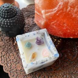 Glowing Flower Crystal Candle Natural Soy Wax Genuine Crystals Home Decor Warm Mood Scented Candles - thumbnail 2