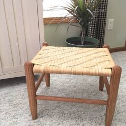 Handwoven Oak Footstool Cherry Finish Pioneer Stool - thumbnail 2