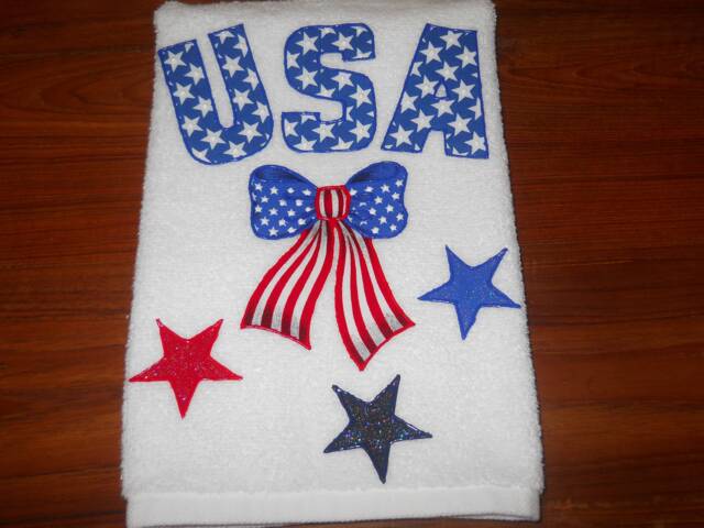 Appliqued Patriotic Hand Towel Usa Stars & Bows Decor - image 1