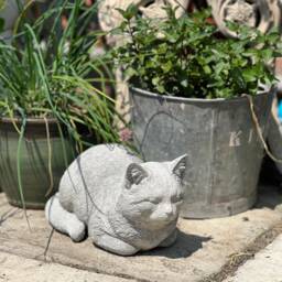 Stone/Concrete Cat Garden Ornament Statue - thumbnail 2