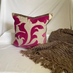"Sanderson Plum Floral Pillow Cover Woven Silk & Cotton, 20""x 14" - thumbnail 4