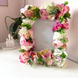 Custom Floral Picture Frame Silk Flower Photo Display - thumbnail 1