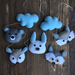 Wool Felt Woodland Animals Garland, Baby Blue Nursery Decor - thumbnail 2