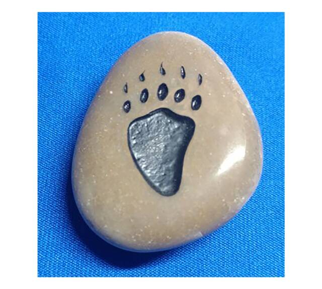 Talistone Bear Paw Print - image 1