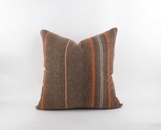 Large Kilim Pillow Cover 24'' Handwoven Turkish Wool Cushion - image 1