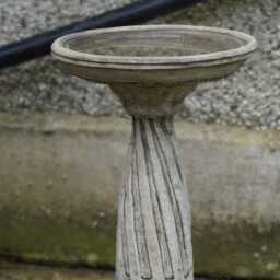 Barley Twist Bird Bath Feeder Stone Statue - Outdoor Garden Ornament Decoration Large Birdbath British Sculpture - thumbnail 3