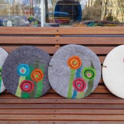 Handfelted Seat Cushion With Grass & Flowers Fall, Gray - thumbnail 2