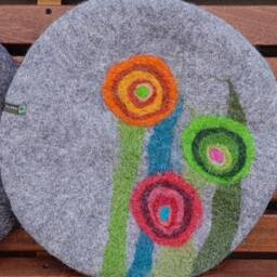 Handfelted Seat Cushion With Grass & Flowers Fall, Gray - thumbnail 4