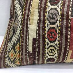 Vintage Handwoven Kilim Pillow, Turkish Bohemian Cushion Cover - 16x24 - thumbnail 3