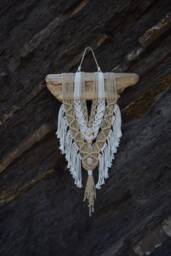 Bohemian Macrame Wall Hanging/Home Decor Tapestry Wood Beach