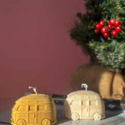 Retro Vw Camper Van Candle - Vegan Soy Wax Christmas Decor - thumbnail 3
