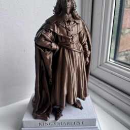 King Charles I Statue - Historical Royal Collectible - thumbnail 4