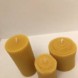 Qty Of 3 Assorted Honeycomb 100% Pure Beeswax Solid Candle - thumbnail 3