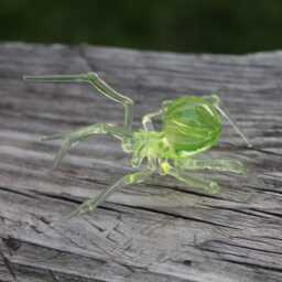 Uranium Glass Spider Vaseline Figurine Pendant Uv - thumbnail 2