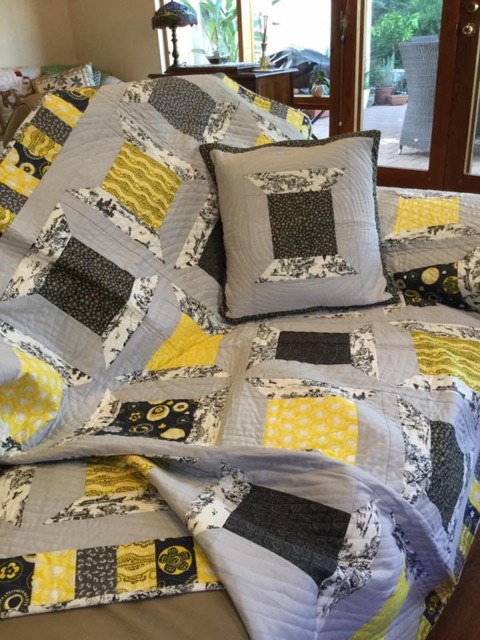 Spools Quilt Pattern + Bonus Pillow - image 1