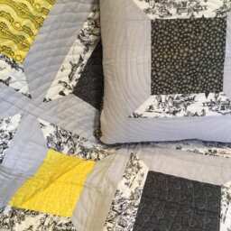 Spools Quilt Pattern + Bonus Pillow - thumbnail 3