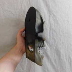 Large Vampire Skull Wall Art With Realistic Hand Painted Finish 30cm Tall Gothic Home Decor 3D Printed - thumbnail 4