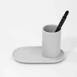 Minimalist Ceramic Pencil Cup/Pen & Brush Holder/ Office Desk Organizer Toothbrush Holder Modern Decor - thumbnail 4