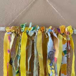 Fabric Scraps Wall Hanging Yellow - thumbnail 3