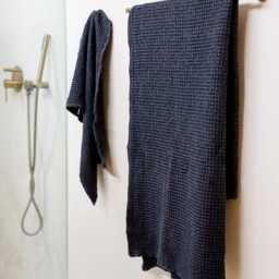 Dark Gray Linen Waffle Towel Set - Soft Weave Towels For Body, Hand, Face Absorbent Stonewashed Minimalist Spa Gift Him, Her - thumbnail 3