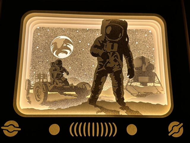 One Giant Leap Led Delightbox??? - image 1