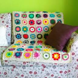 Crochet Flower Granny Square Blanket, Colorful Throw, Floral Bedspread - thumbnail 3